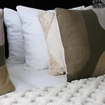 فندق دوارس أمستردام