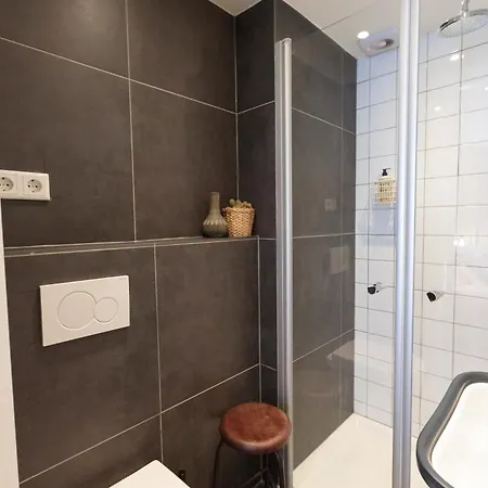 Ξενοδοχείο Dwars 3*