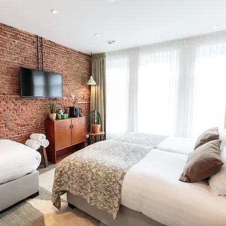 Hotel Dwars Ámsterdam